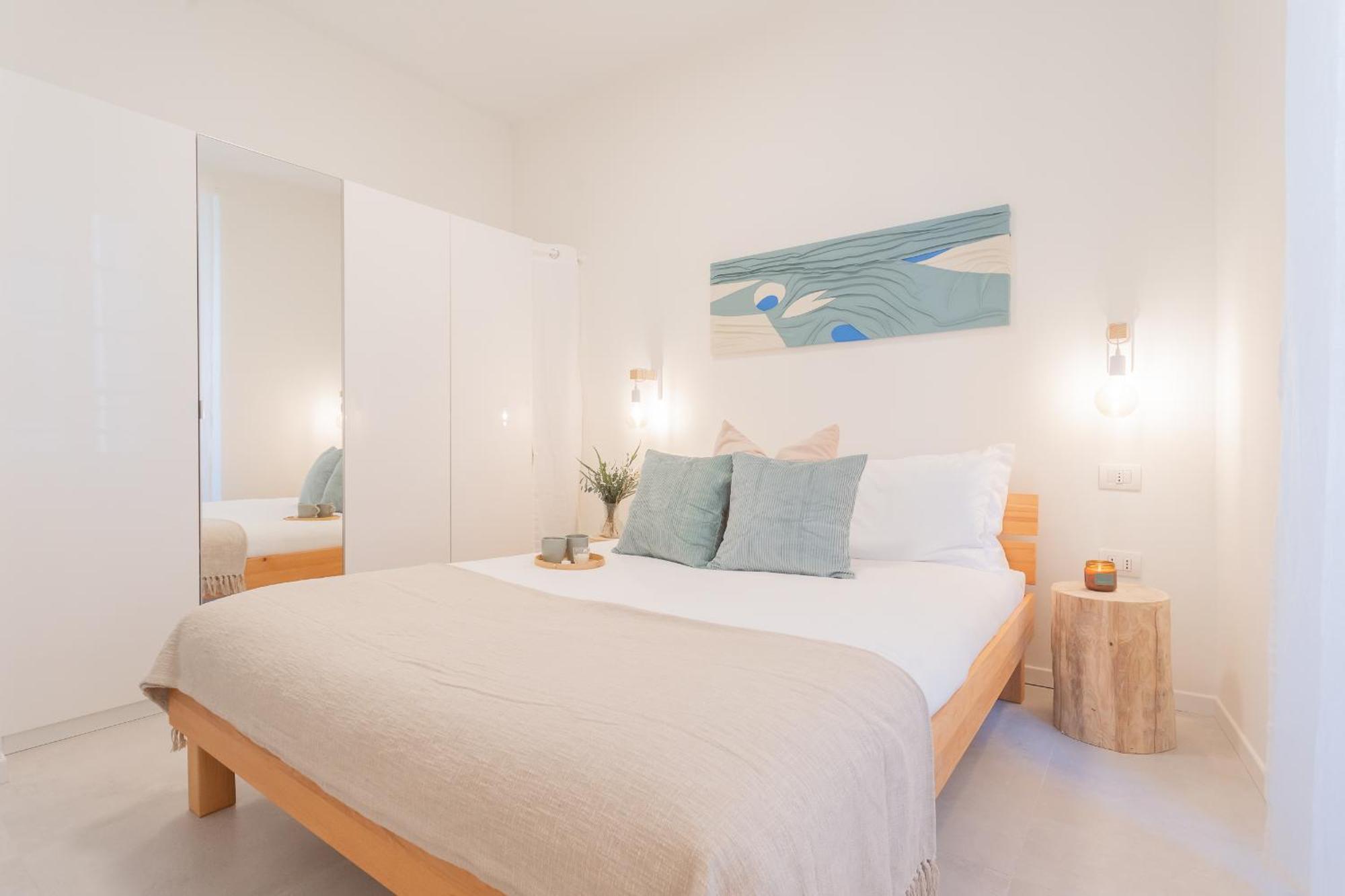 Enchanted Como Lake - City Apartment 2 By Rent All Комо Экстерьер фото