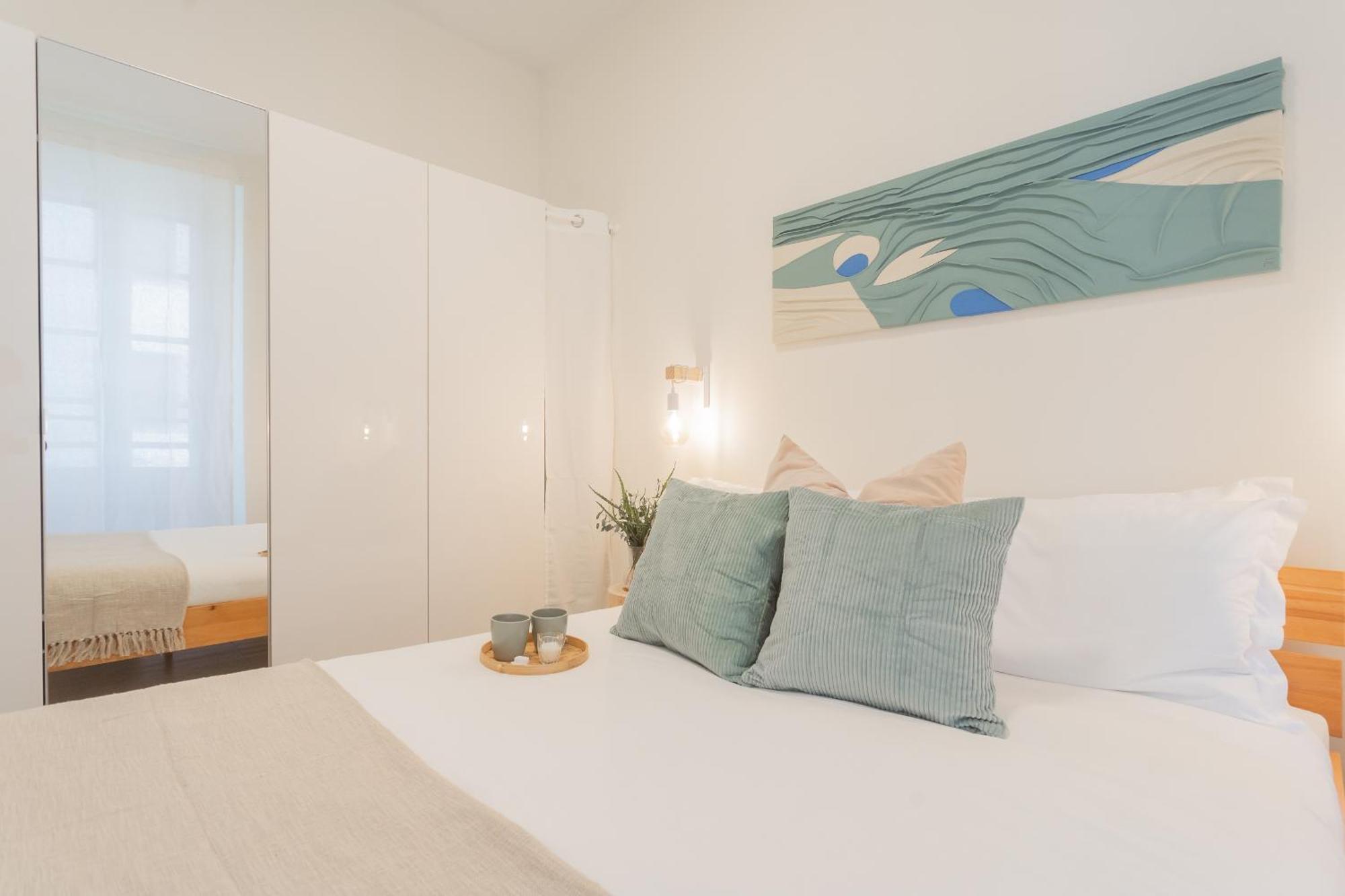 Enchanted Como Lake - City Apartment 2 By Rent All Комо Экстерьер фото